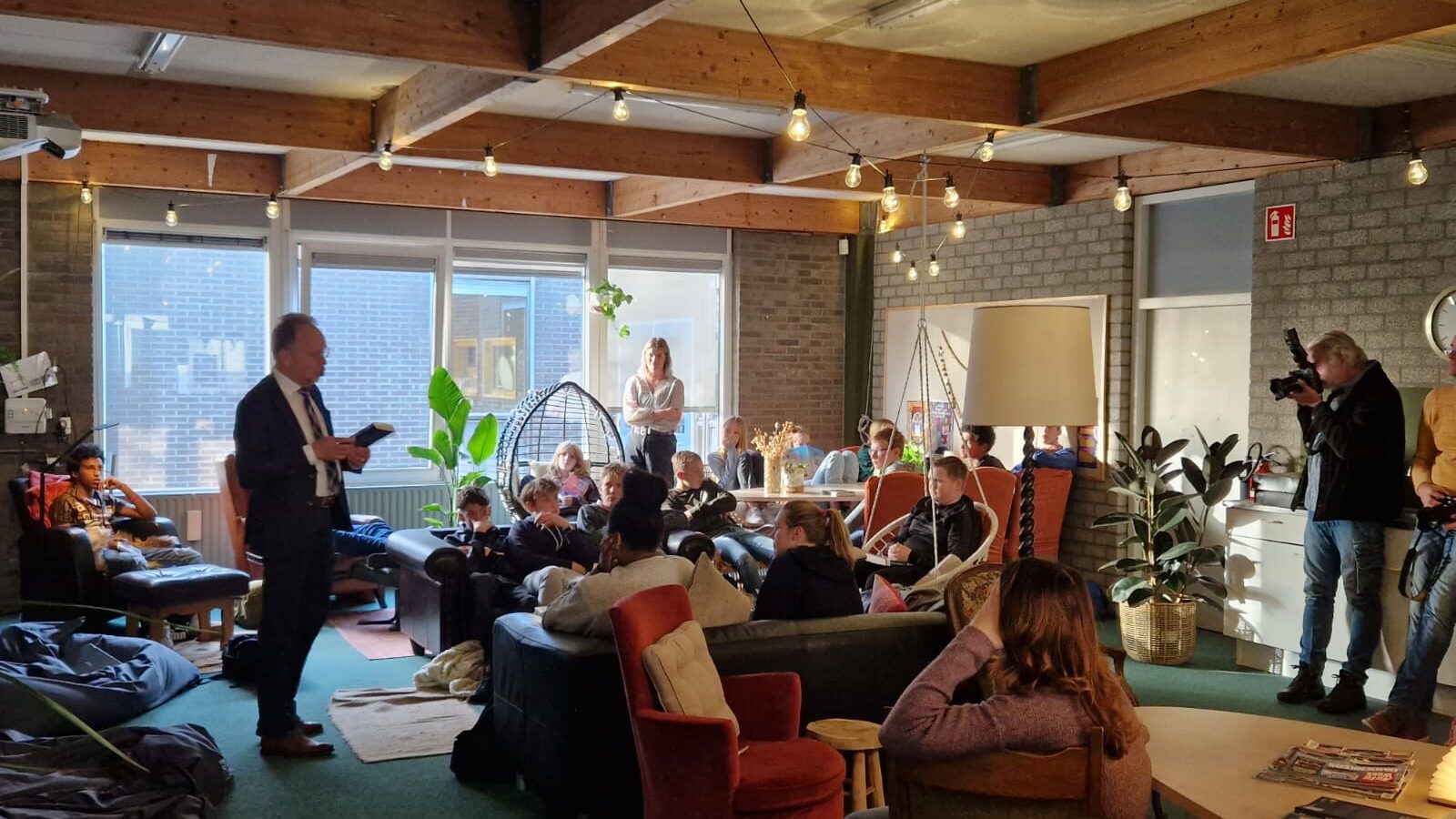 Richt een leeslokaal in!